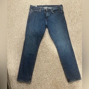 Gap Men’s dark denim skinny jeans; 34 X 30